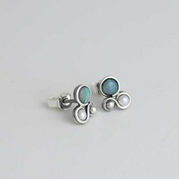 Preview: Ohrstecker mit Opal und Perle