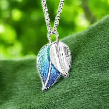 AH Shines of Color blau 17.01