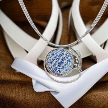 Halsschmuck Achat blau in 925 Silber.