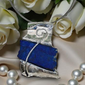 Halsschmuck Lapis Lazuli in 925 Silber.