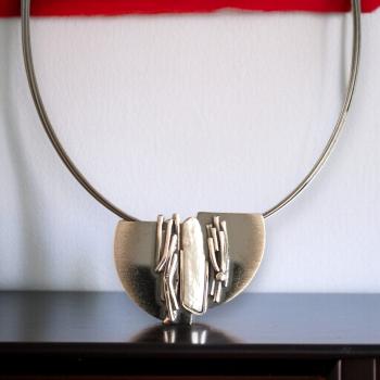 Halsschmuck mit Süsswasserperle