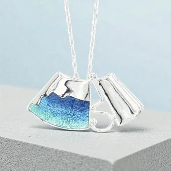 AH Shines of Color blau 24.01