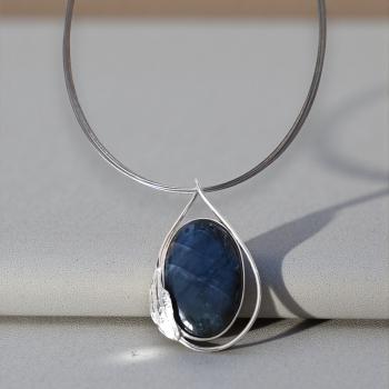 Halsschmuck Labradorit in 925 Silber