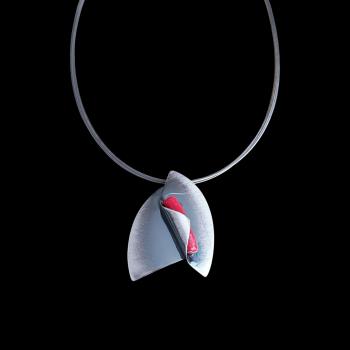 Halsschmuck mit Koralle