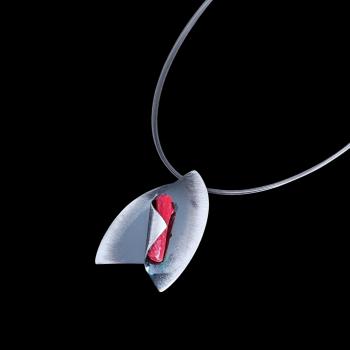 Halsschmuck mit Koralle