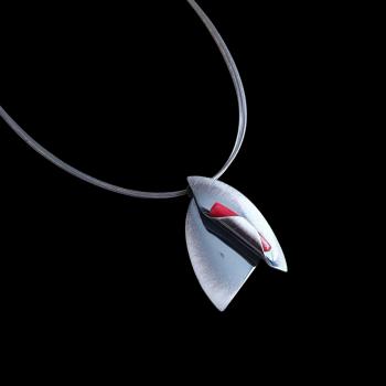 Halsschmuck mit Koralle