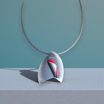 Halsschmuck mit Koralle