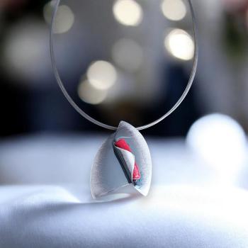 Halsschmuck mit Koralle