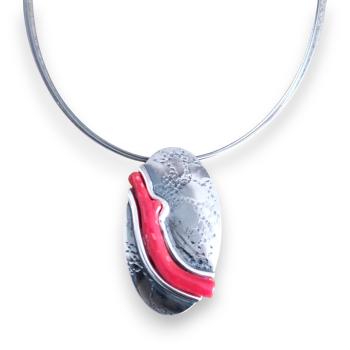 Preview: Halsschmuck mit Koralle