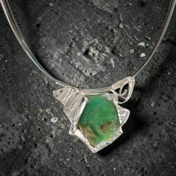 Halsschmuck Chrysopras roh in 925 Silber