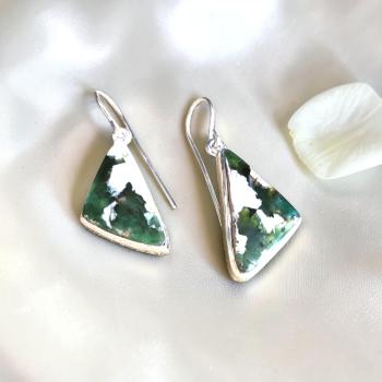 Ohrhänger mit Grünopal in 925 Silber