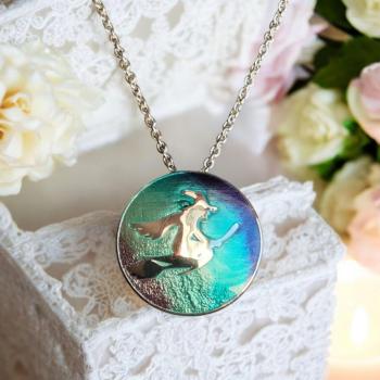 AH Shines of Color "Hexe" blau