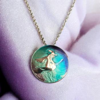 AH Shines of Color "Hexe" blau