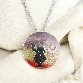 AH Shines of Color "Katze" violett