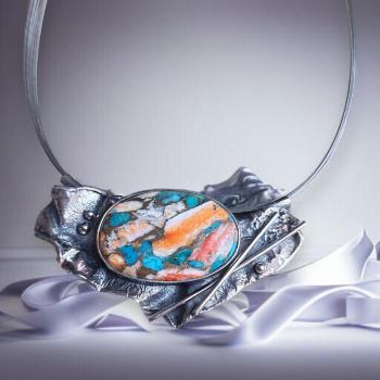 Halsschmuck mit Stachelaustertürkis in 925 Silber