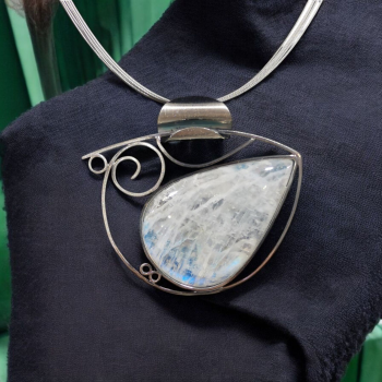Halsschmuck Mondstein in 925 Silber