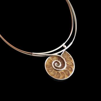 Halsschmuck Ammonit in 925 Silber