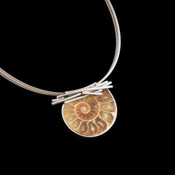 Halsschmuck Ammonit in 925 Silber