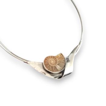 Halsschmuck Ammonit in 925 Silber