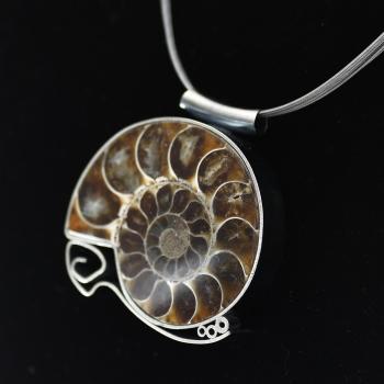 Halsschmuck Ammonit in 925 Silber