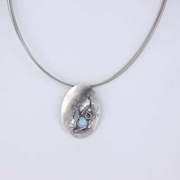 Anhänger mit Opal