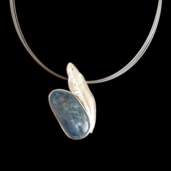 Halsschmuck Kyanit in 925 Silber