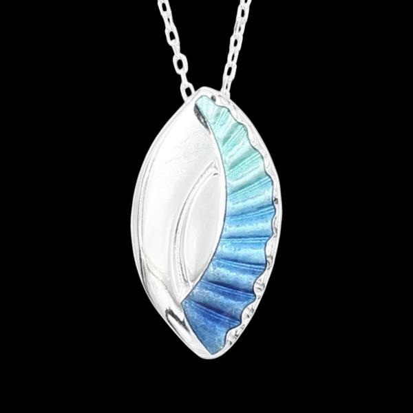 AH Shines of Color blau 18.01