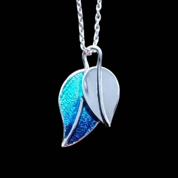 AH Shines of Color blau 17.01