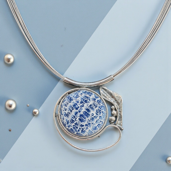 Halsschmuck Achat blau in 925 Silber.