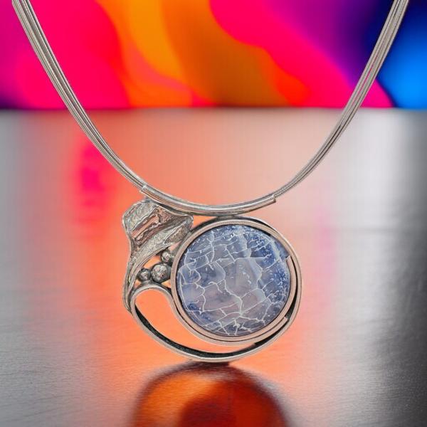 Halsschmuck Achat blau in 925 Silber.