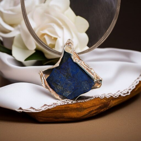 Halsschmuck Lapis Lazuli in 925 Silber.