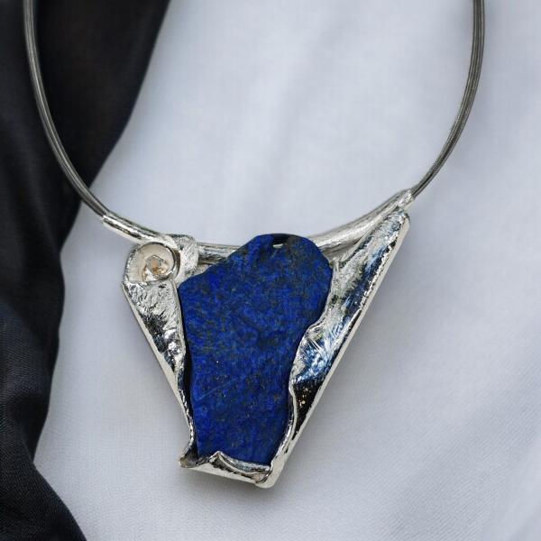 Halsschmuck Lapis Lazuli in 925 Silber.