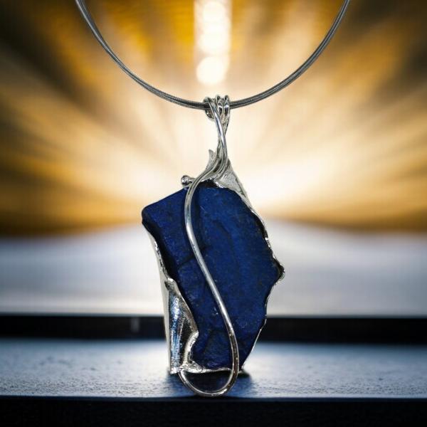 Halsschmuck Lapis Lazuli in 925 Silber.