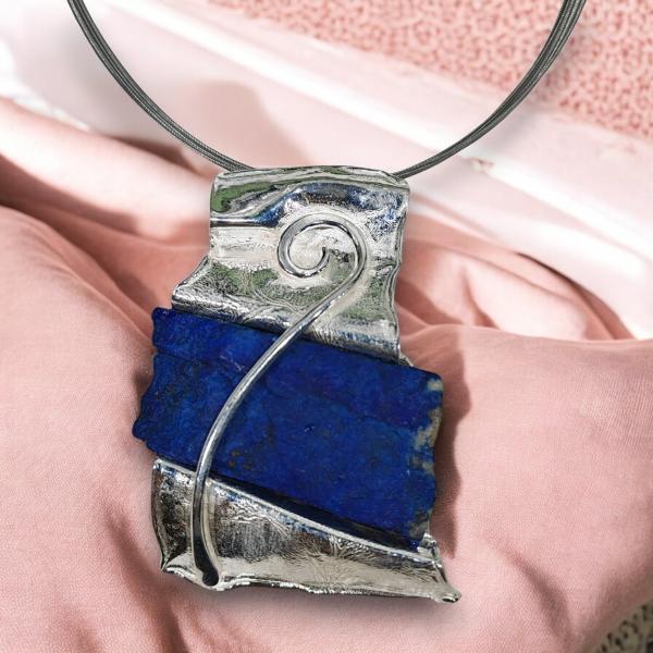 Halsschmuck Lapis Lazuli in 925 Silber.