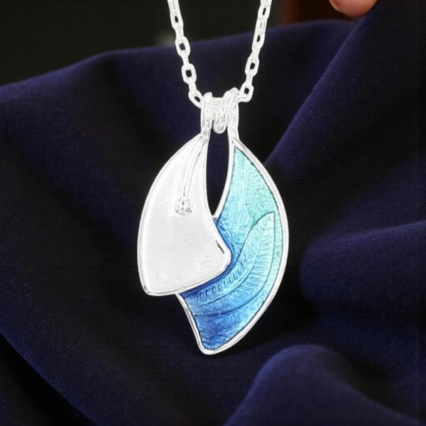 AH Shines of Color blau 20.01