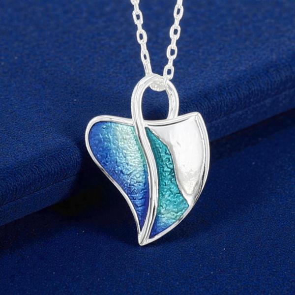 AH Shines of Color blau 25.01