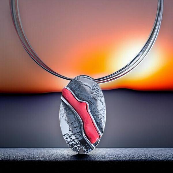 Halsschmuck mit Koralle