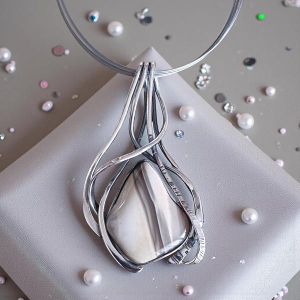 Halsschmuck Flint in 925 Silber