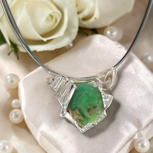 Halsschmuck Chrysopras roh in 925 Silber