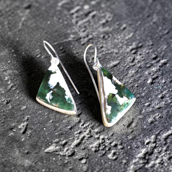 Ohrhänger mit Grünopal in 925 Silber