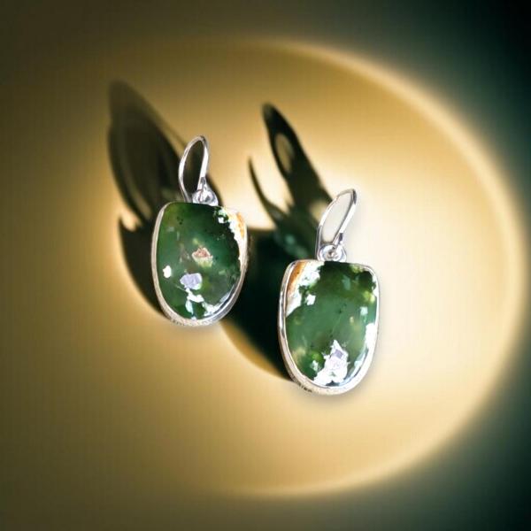 Ohrhänger mit Grünopal in 925 Silber