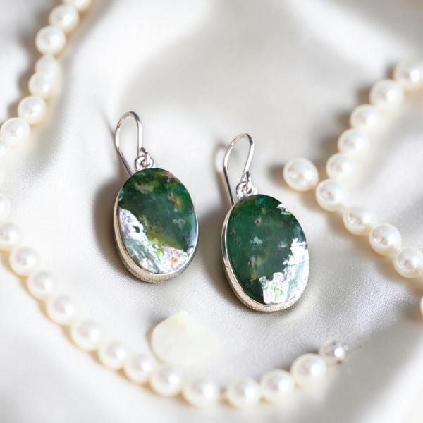 Ohrhänger mit Grünopal in 925 Silber