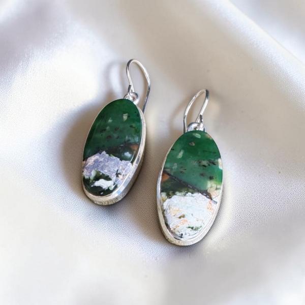 Ohrhänger mit Grünopal in 925 Silber