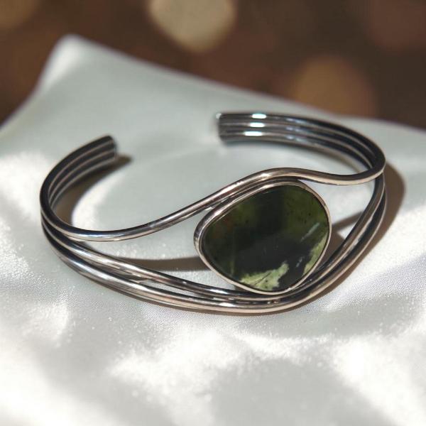 Armspange mit Grünopal in 925 Silber