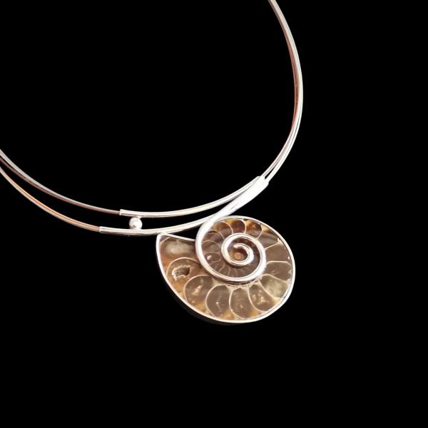 Halsschmuck Ammonit in 925 Silber