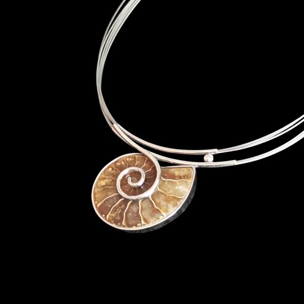 Halsschmuck Ammonit in 925 Silber