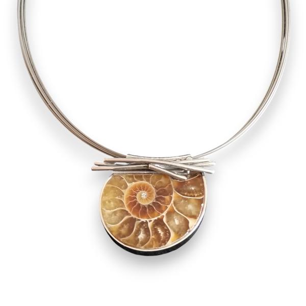 Halsschmuck Ammonit in 925 Silber