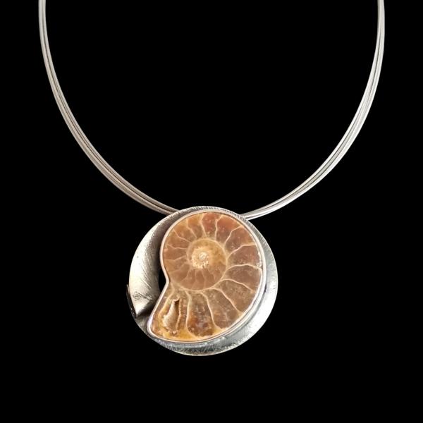Halsschmuck Ammonit in 925 Silber