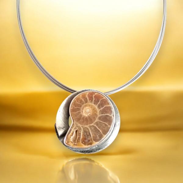 Halsschmuck Ammonit in 925 Silber