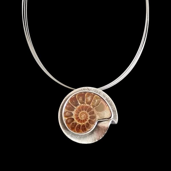 Halsschmuck Ammonit in 925 Silber